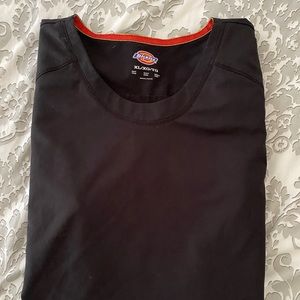 Dickies Black scoop neck scrub top sz XL